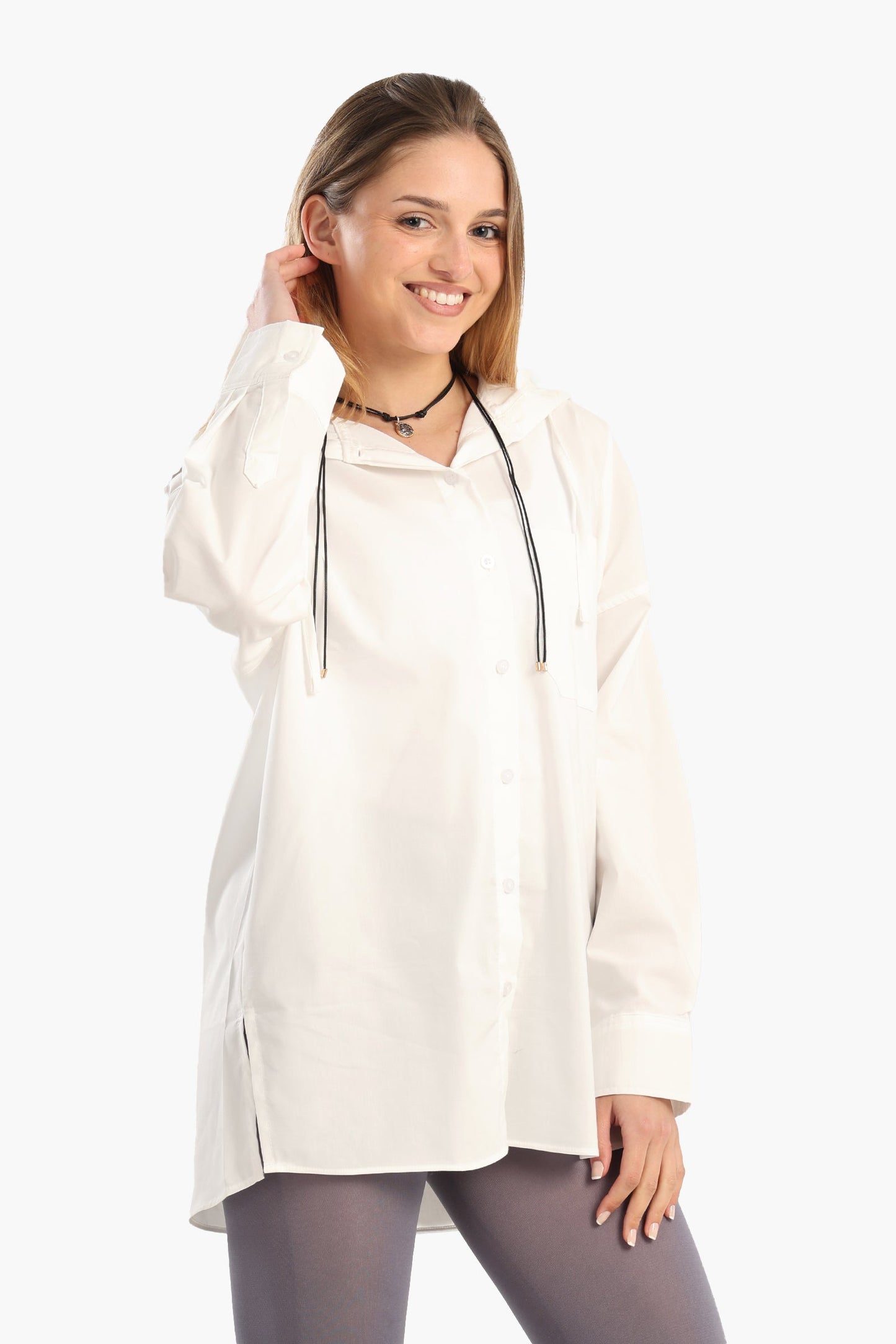 قميص بغطاء رأس مريح