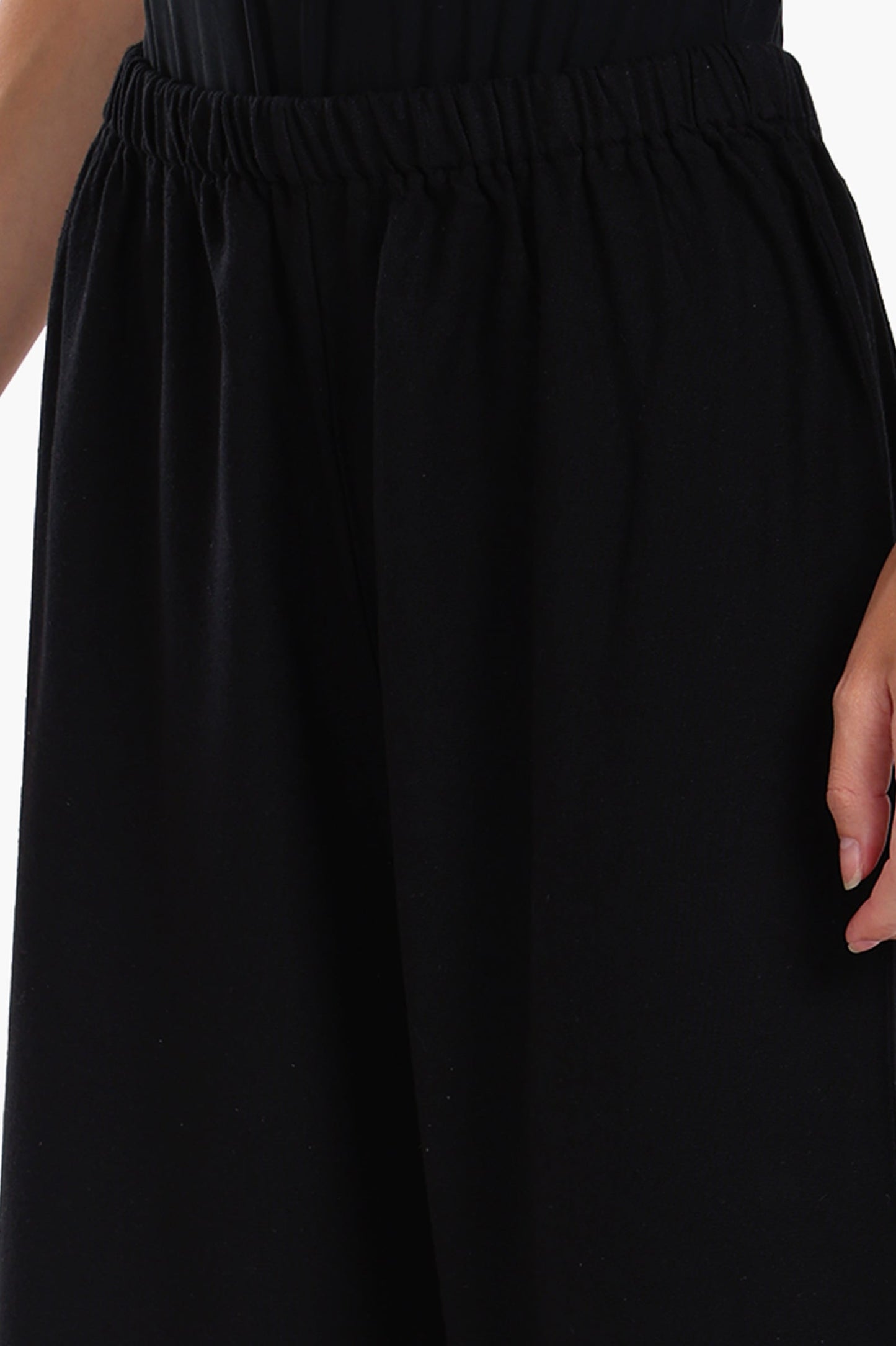 بنطلون استرخاء واسع الساق