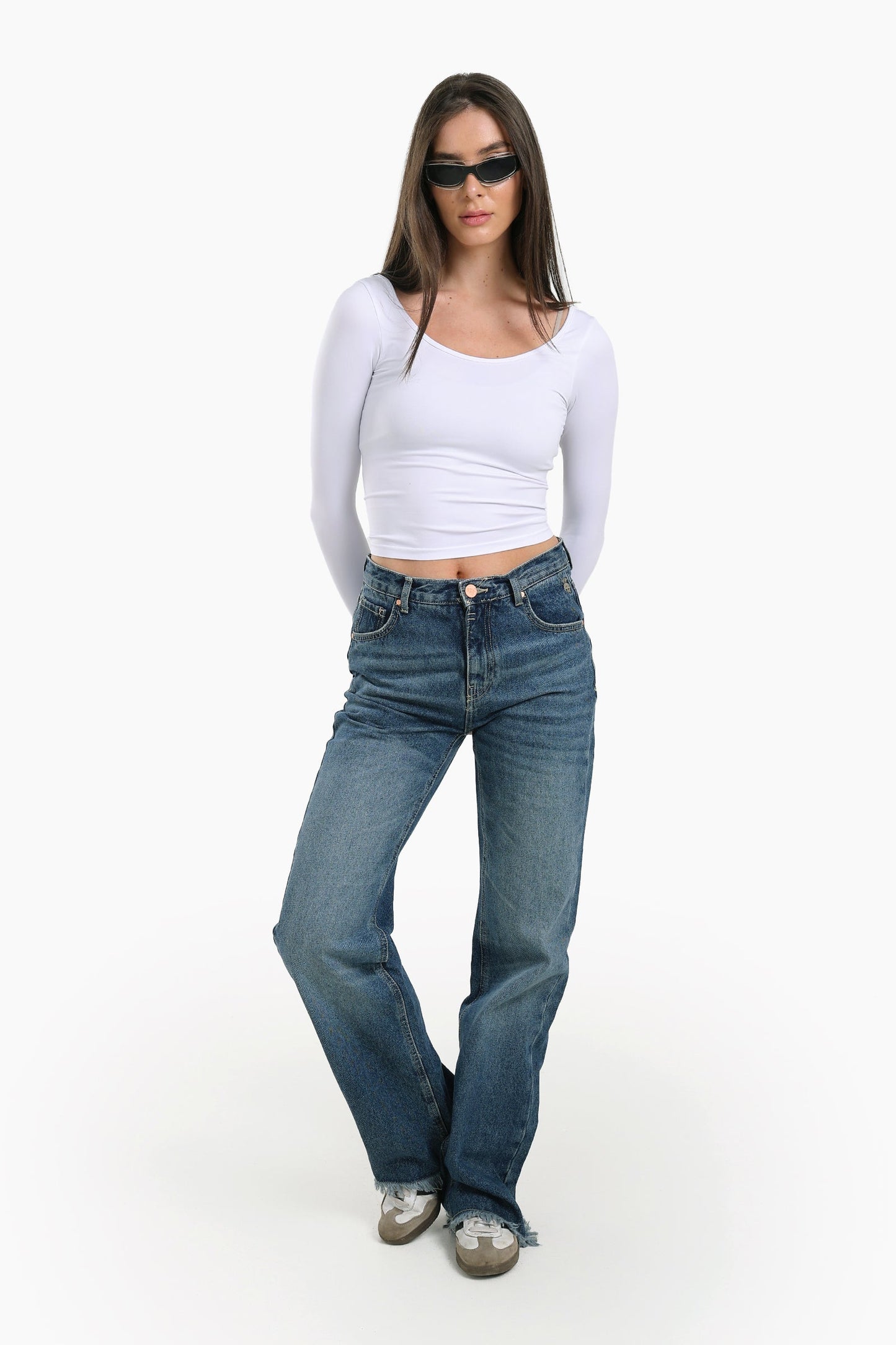 Straight Cut Jeans with Fringes