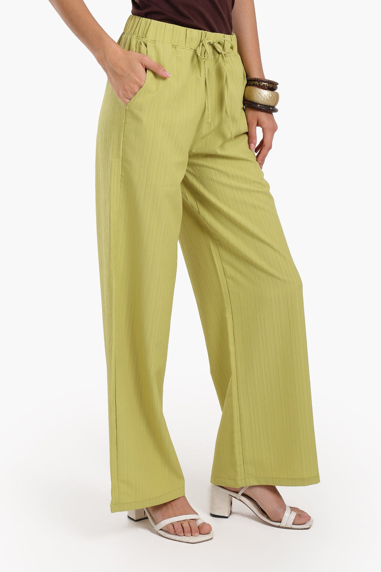 بنطال استرخاء مضلع