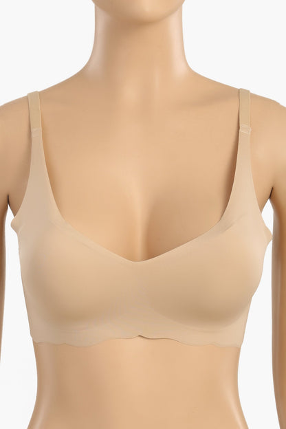 حمالة صدر ذات حافة مقطوعة بالليزر