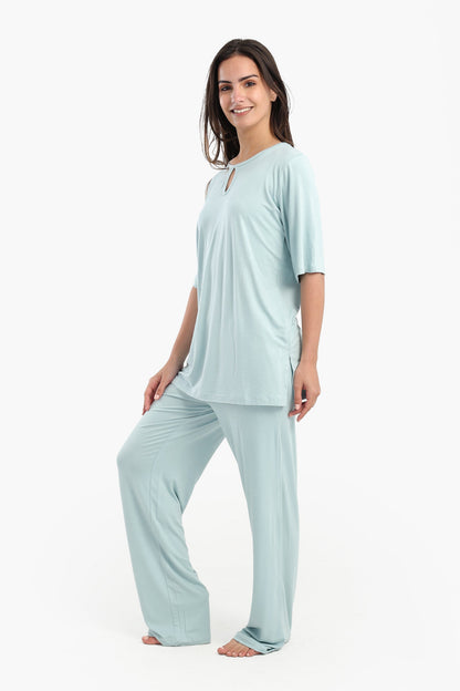 Pyjama Set with Keyhole Top