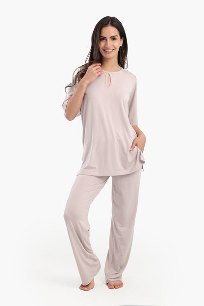 Pyjama Set with Keyhole Top