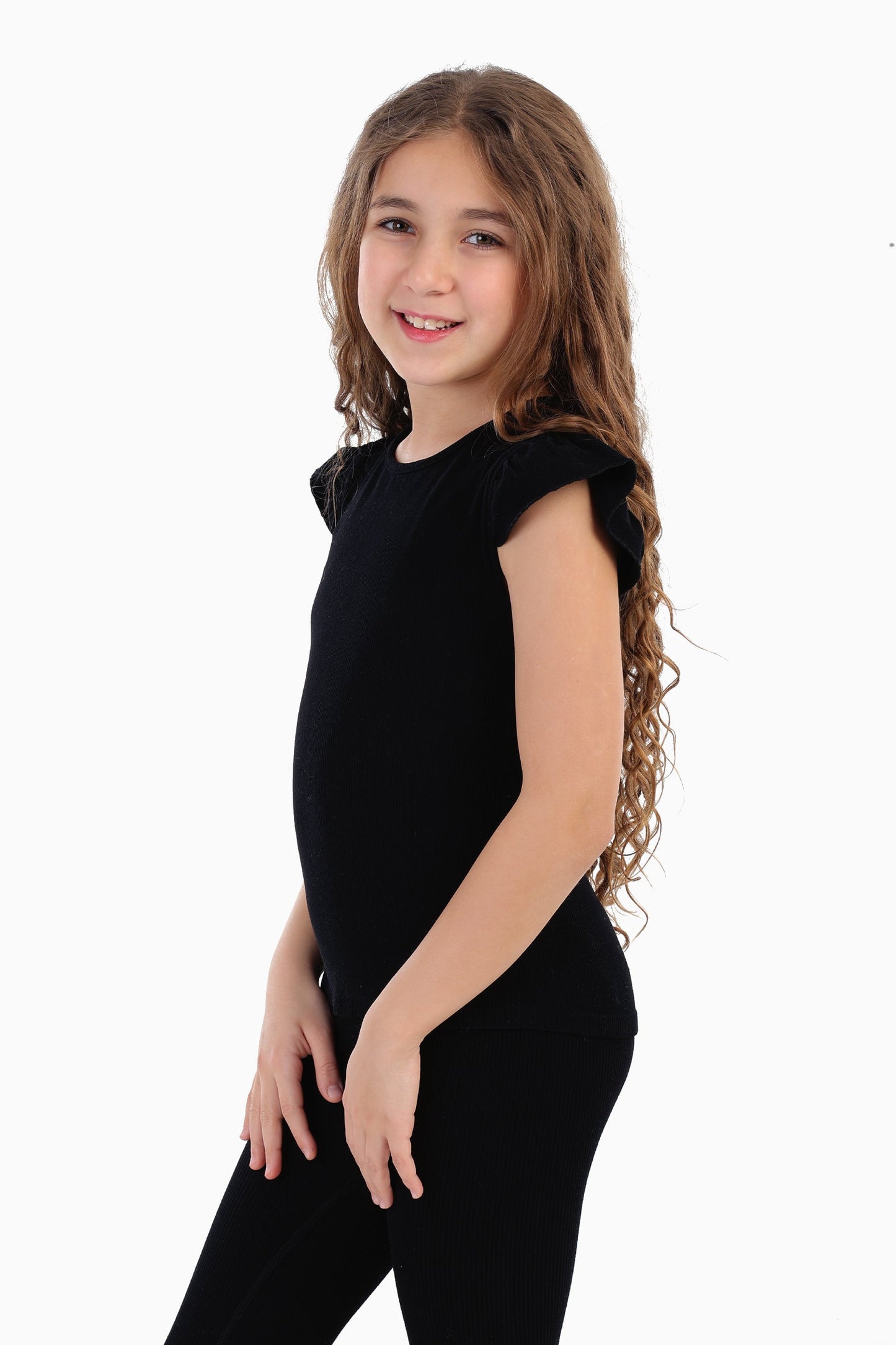 بلوزة مضلعة بكشكشة للبنات