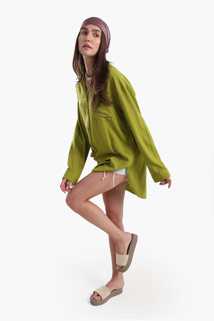 قميص صالة كلاسيكي ذو ياقة