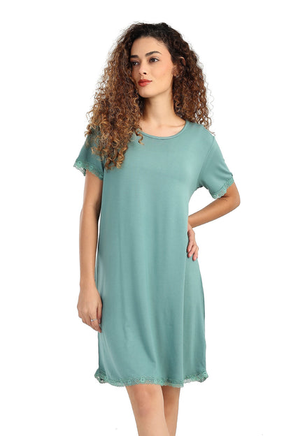 Lightweight Nightgown with Lace