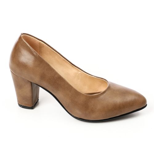 XO Style Pointed Toe Cap Pumps