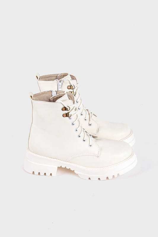 Okoye Mono White Smooth Leather Boot