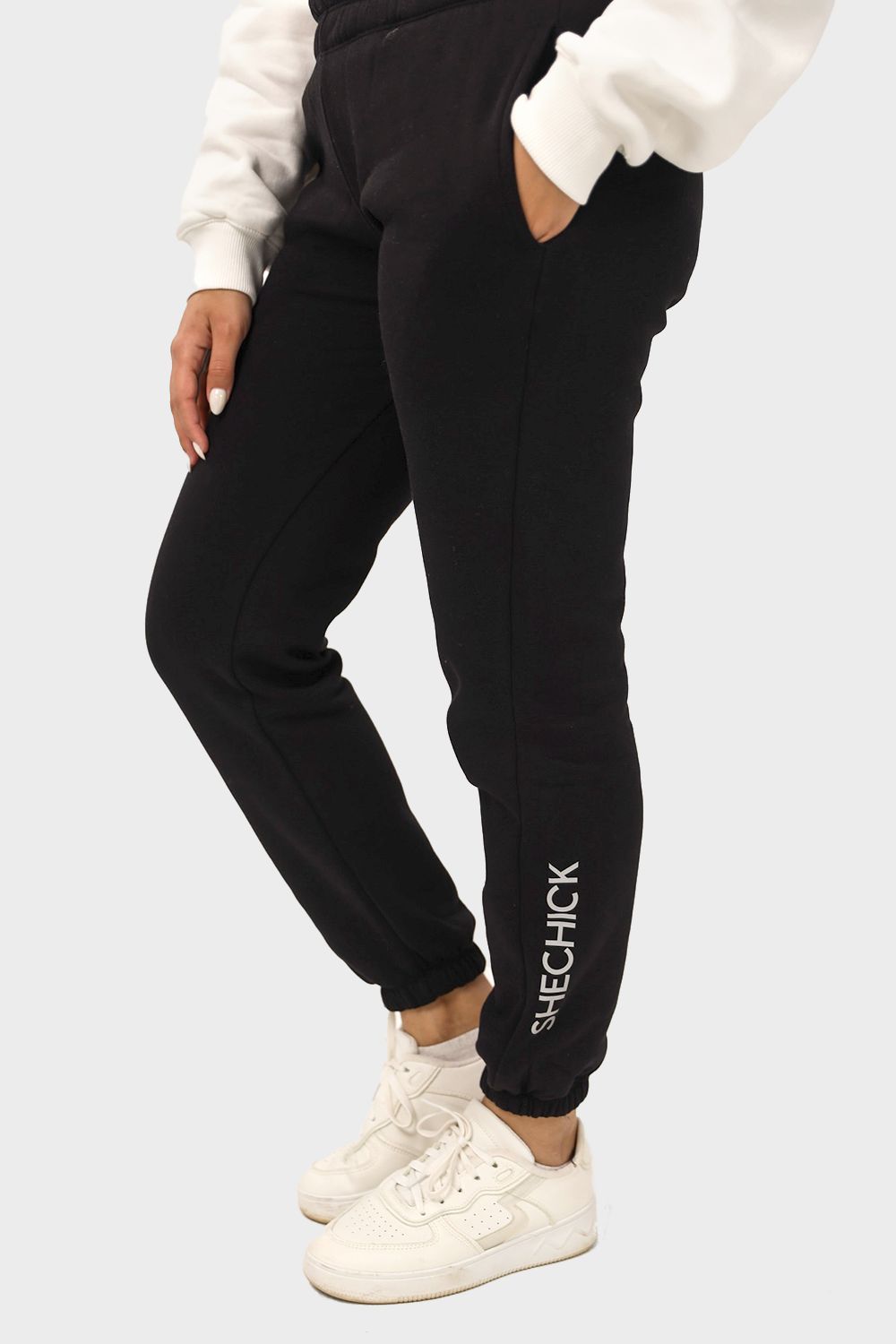 Shechick Slip on Sweatpants with Side Pockets