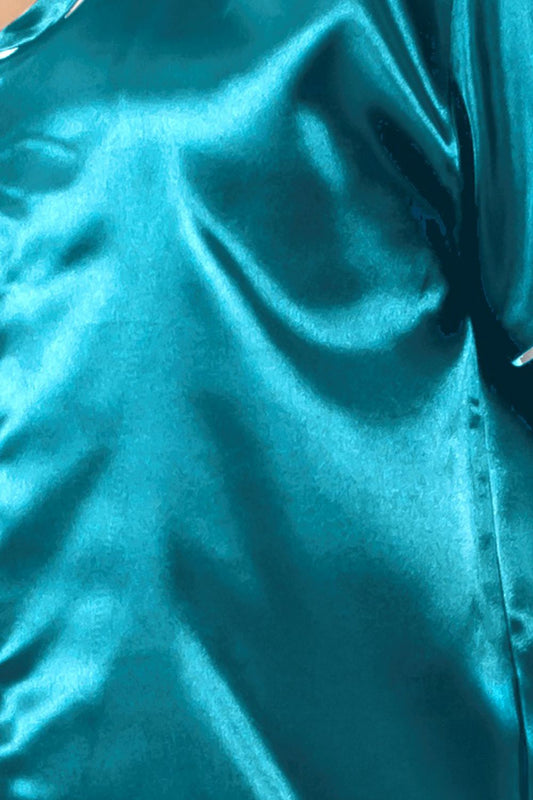 طقم بيجامة كلاسيكي من الأنابيب