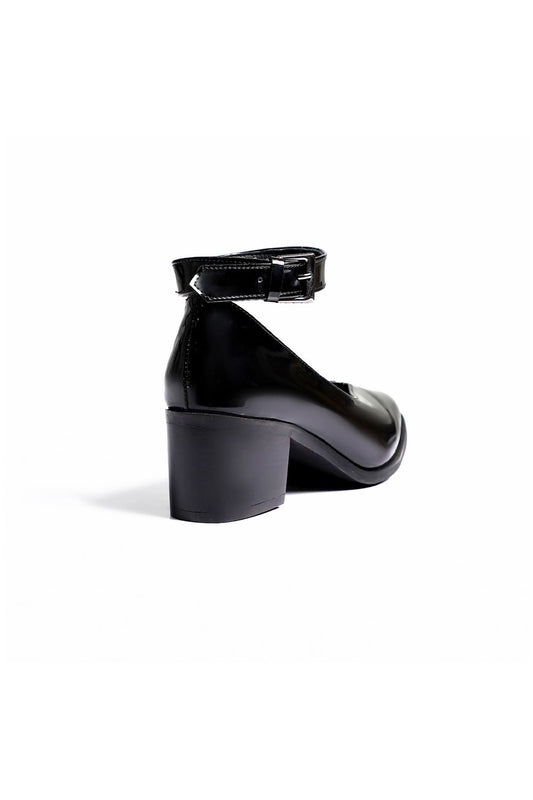 Mr.Joe Heeled Shoes with Buckle