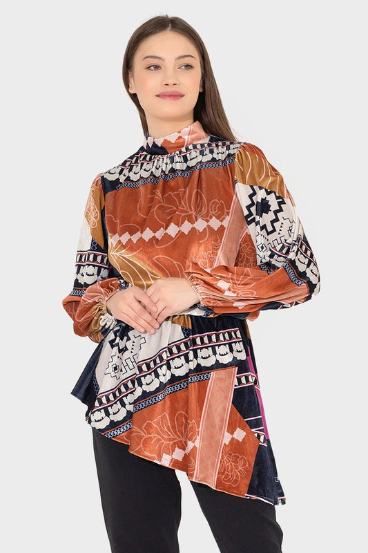 بلوزة بخصر مطاطي وأساور