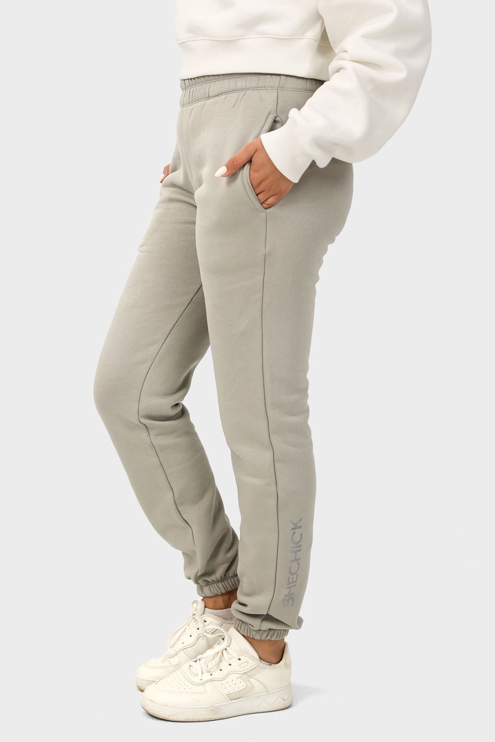 Shechick Slip on Sweatpants with Side Pockets