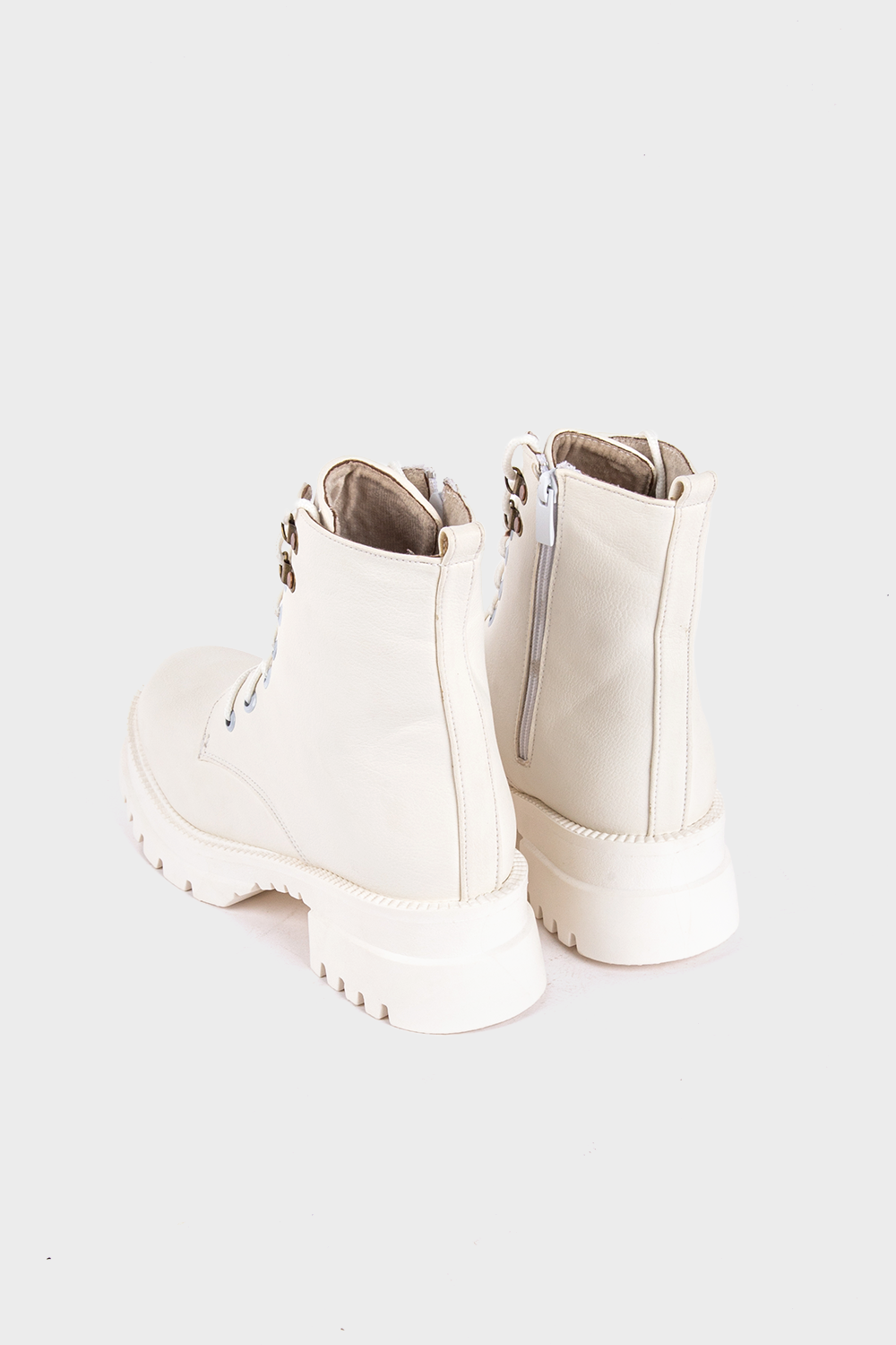 Okoye Mono White Smooth Leather Boot