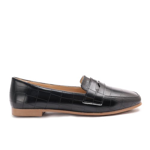 Textured Leather Flat Loafer