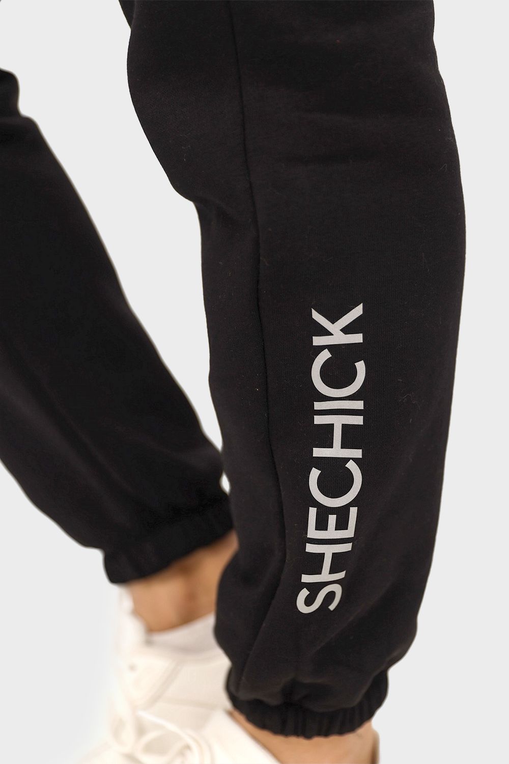 Shechick Slip on Sweatpants with Side Pockets