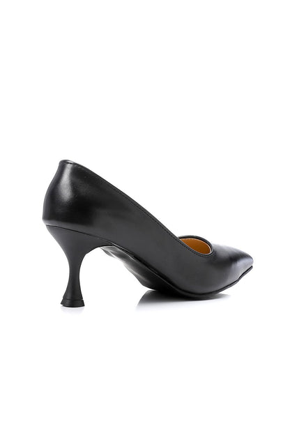 Fashionable Kitten Heeled Shoes