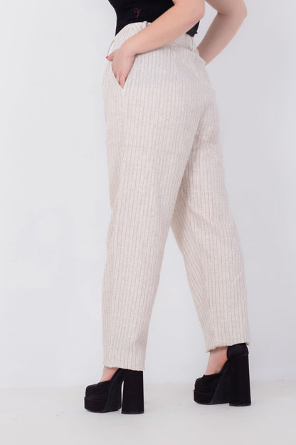 بنطلون كلاسيكي مخطط