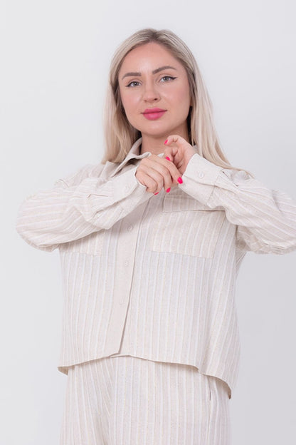 طقم من الكتان المخطط المريح