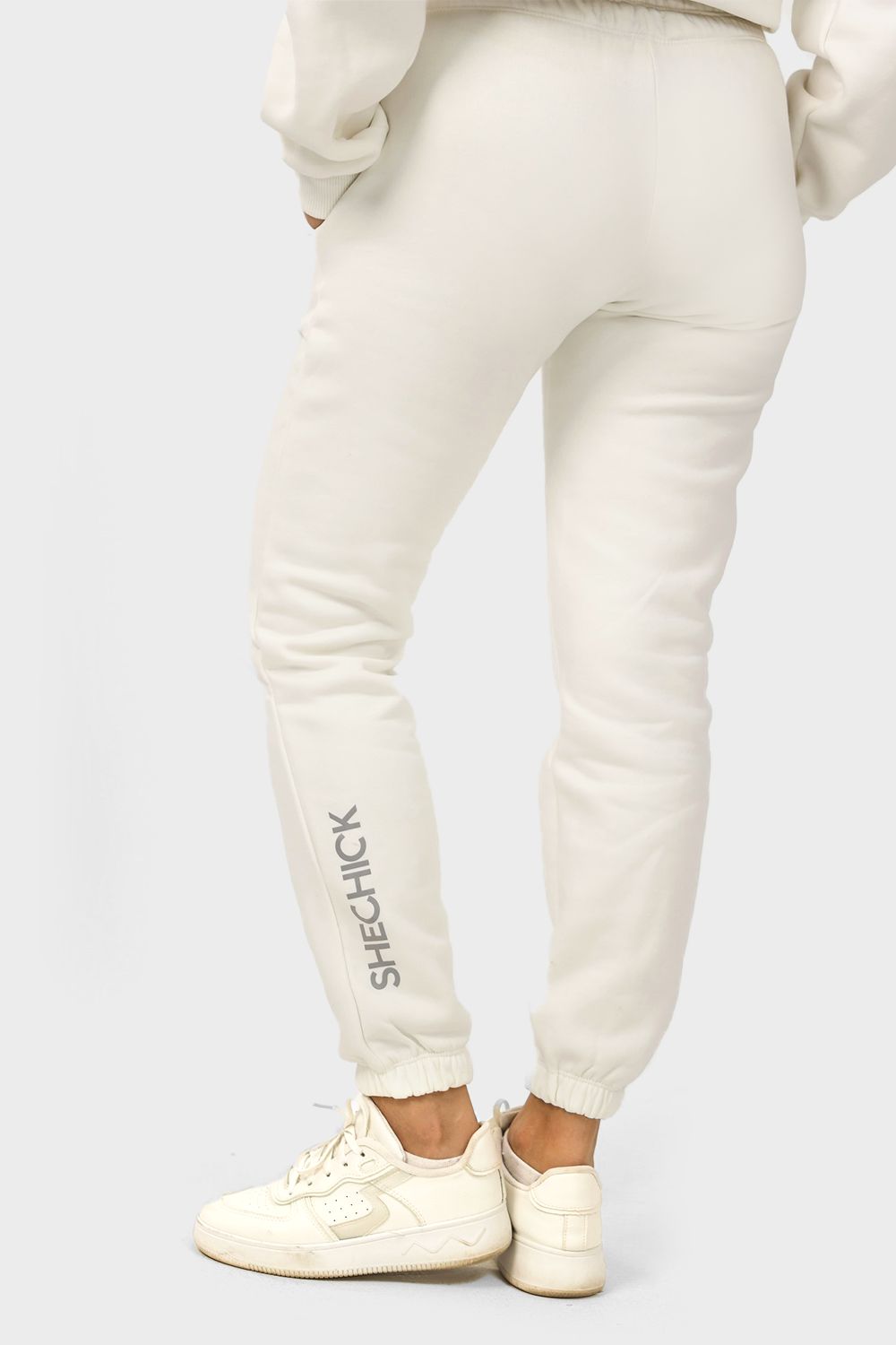 Shechick Slip on Sweatpants with Side Pockets