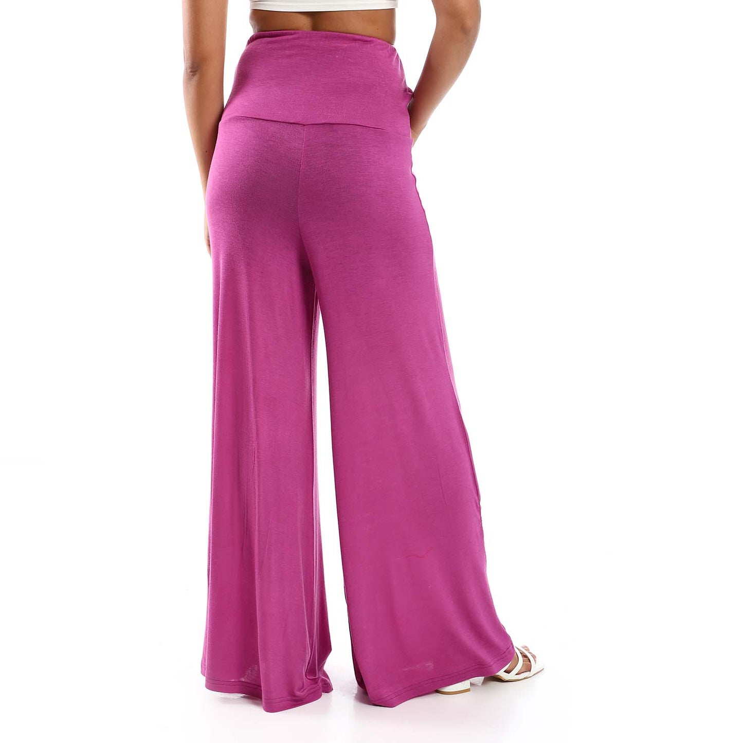 Solid Pattern Flare Fit Pants - بنطلون واسع بنمط سادة