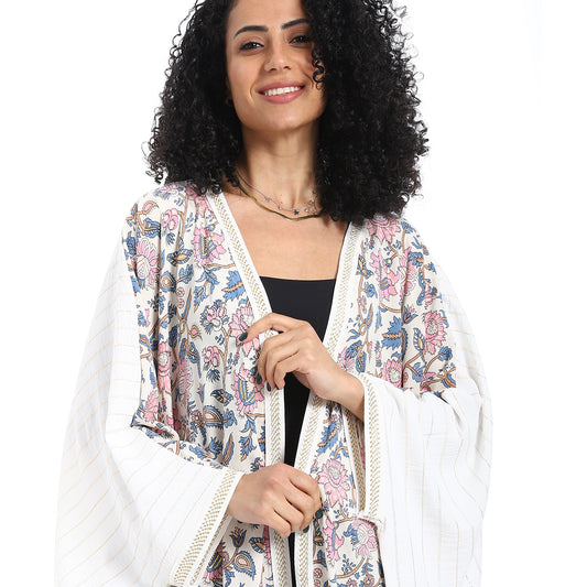 كيمونو مطبوع من الأمام