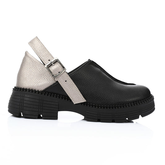 Black Chunky Heeled Shoes with Buckle