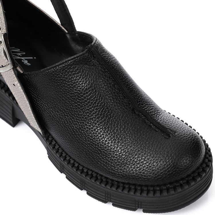 Black Chunky Heeled Shoes with Buckle