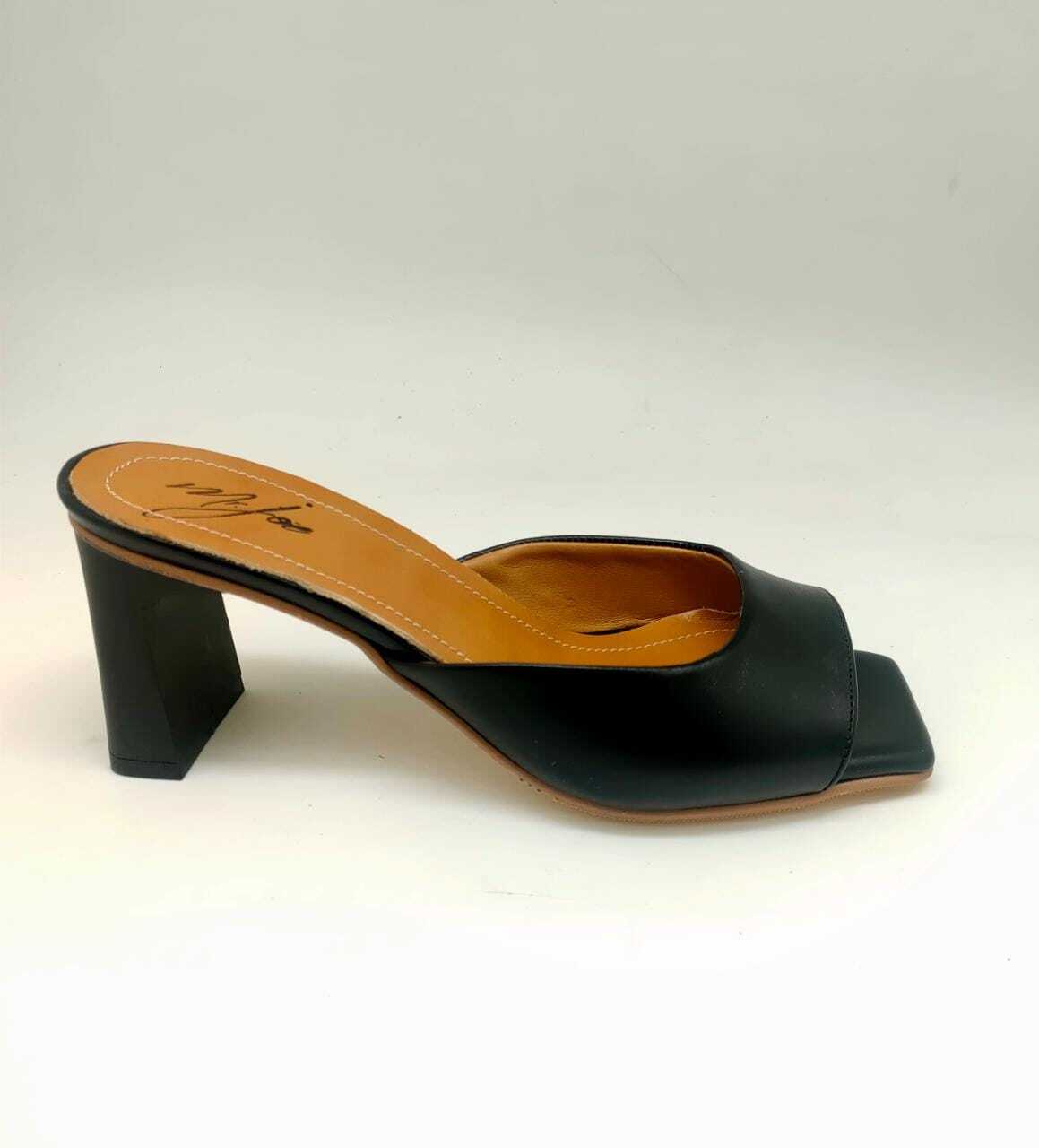 Black Open Toecap Shape Heeled Slipper