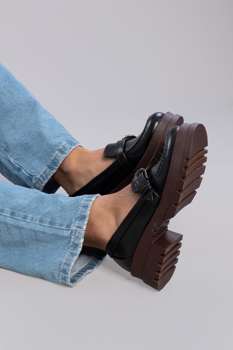 Black*Brown Chunky Loafer Shoes