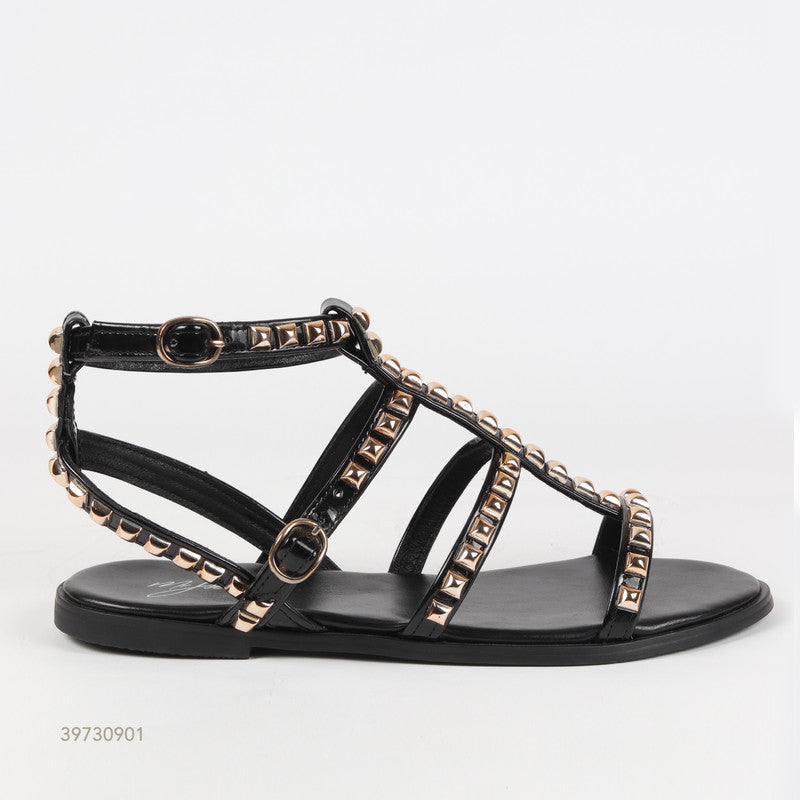 Mr.Joe Side Buckle Studded Sandal