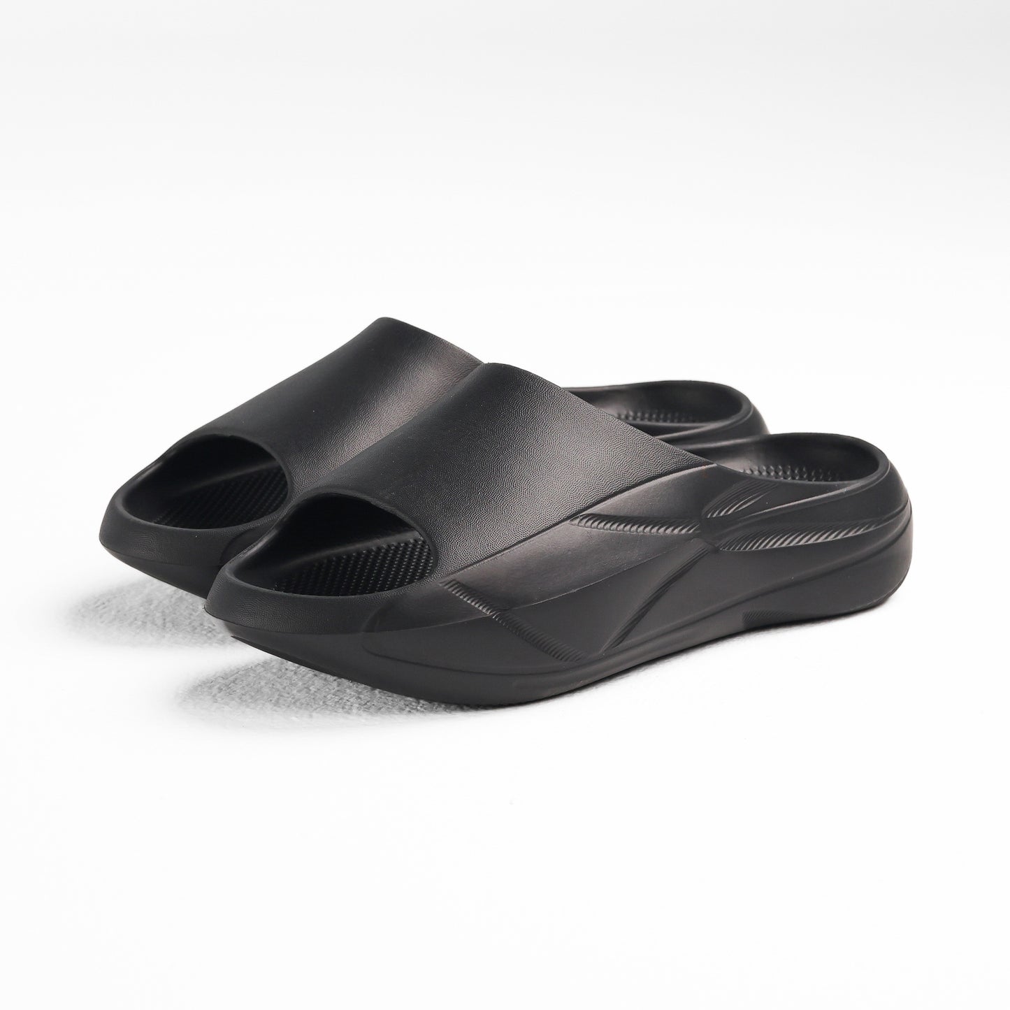 Black One-Piece Molded Yacht Slide