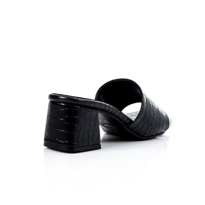 Black Leather Heeled Slipper