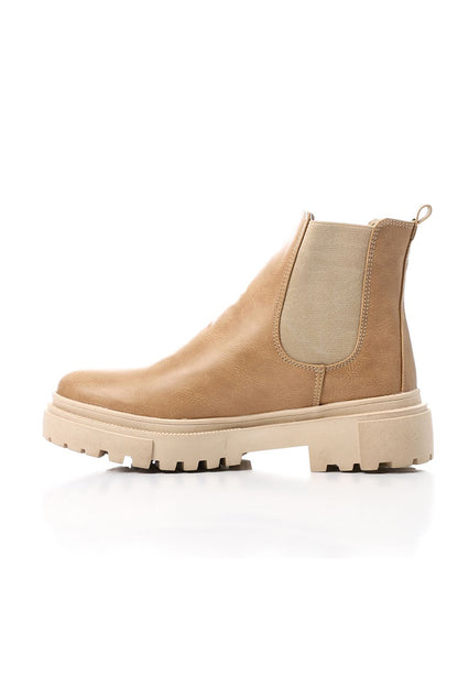 Camel Casual Chelsea Boots
