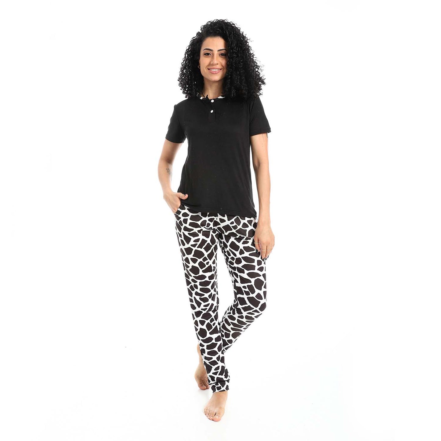 Self Pattern Short Sleeves Pajama Set - بيجامة منقوشة بأكمام قصيرة