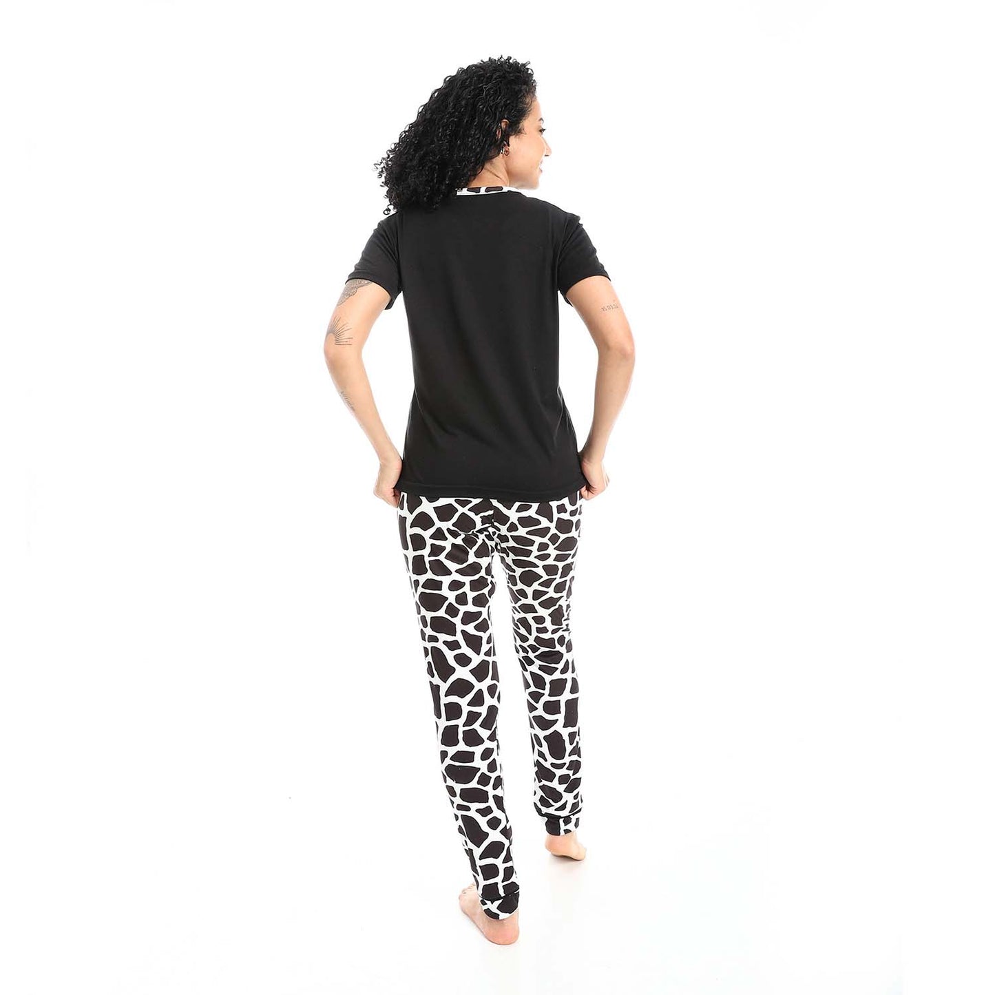 Self Pattern Short Sleeves Pajama Set - بيجامة منقوشة بأكمام قصيرة