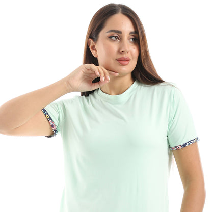 Crew Neck Pajama Set with Pants - بيجامة من تي شيرت برقبة دائرية وبنطلون