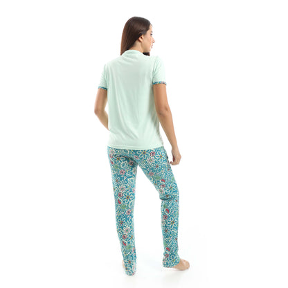 Crew Neck Pajama Set with Pants - بيجامة من تي شيرت برقبة دائرية وبنطلون
