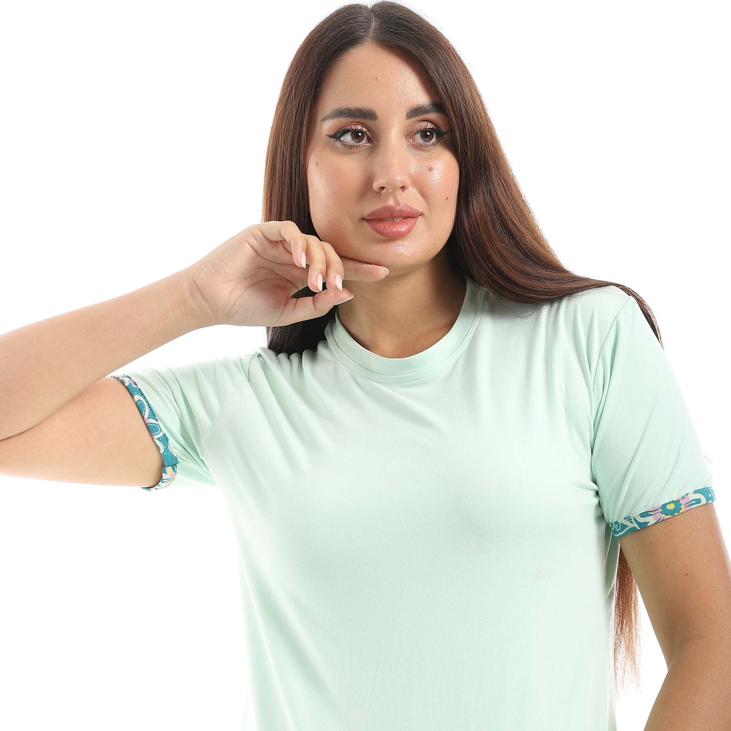 Crew Neck Pajama Set with Pants - بيجامة من تي شيرت برقبة دائرية وبنطلون