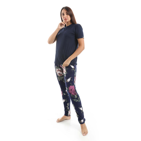 Navy Crew Neck Pajama Set with Pants - بيجامة من تي شيرت برقبة دائرية وبنطلون
