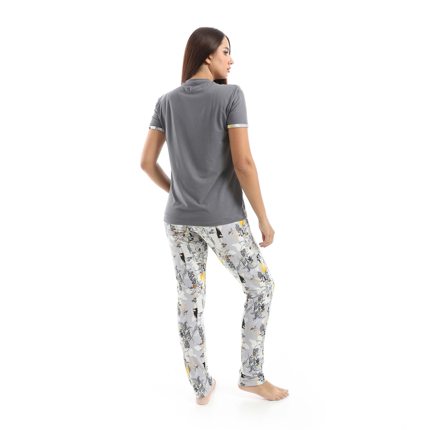 Charcoal Crew Neck Pajama Set with Pants - بيجامة من تي شيرت برقبة دائرية وبنطلون