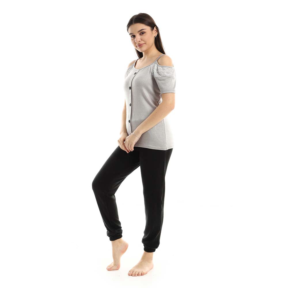 Cold Shoulder Pajama with Buttons - بيجامة أزرار بدون أكتاف