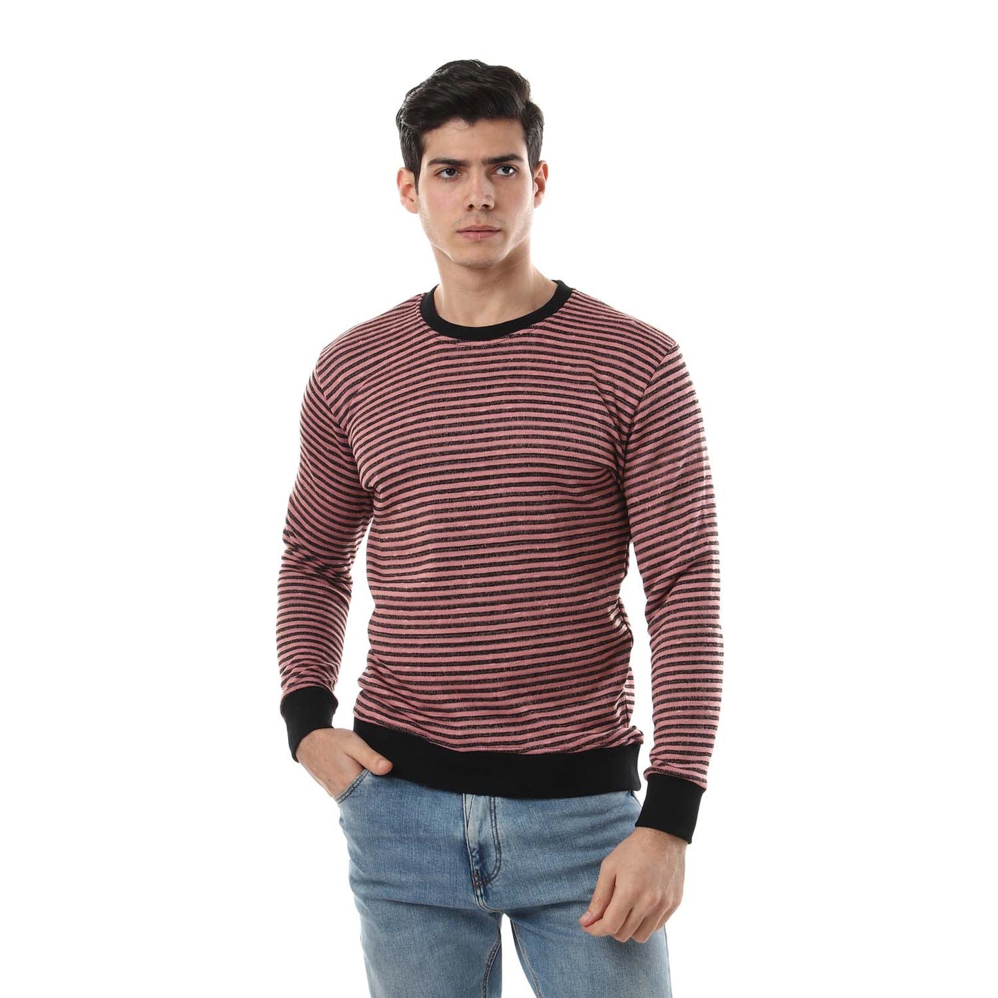 Thin Stripes Round Sweatshirt - سويت شيرت بخطوط رفيعة ورقبة دائرية