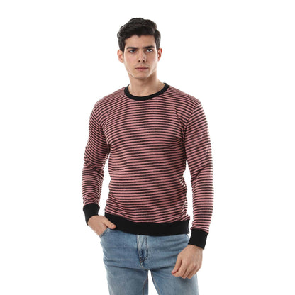 Thin Stripes Round Sweatshirt - سويت شيرت بخطوط رفيعة ورقبة دائرية