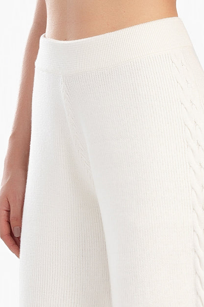 بنطال استرخاء من الصوف المضلع