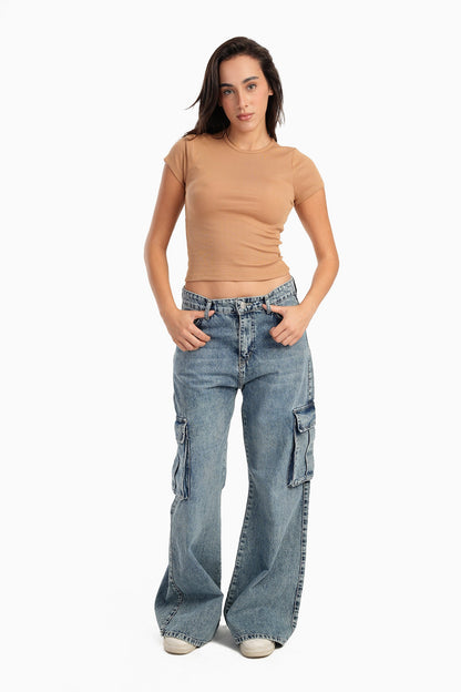 بلوزة برقبة دائرية مضلعة بلون القهوة