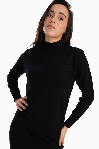 فستان تريكو مضلع برقبة عالية