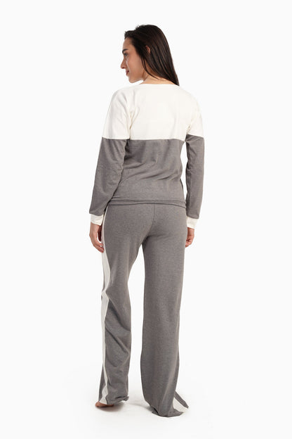 طقم بيجامة مريح بلونين