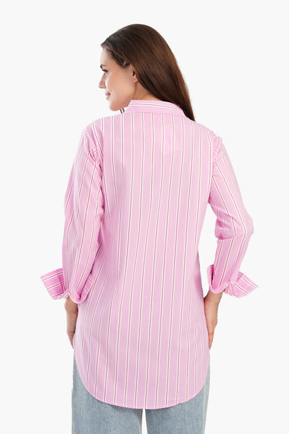 قميص مخطط بأزرار خالد