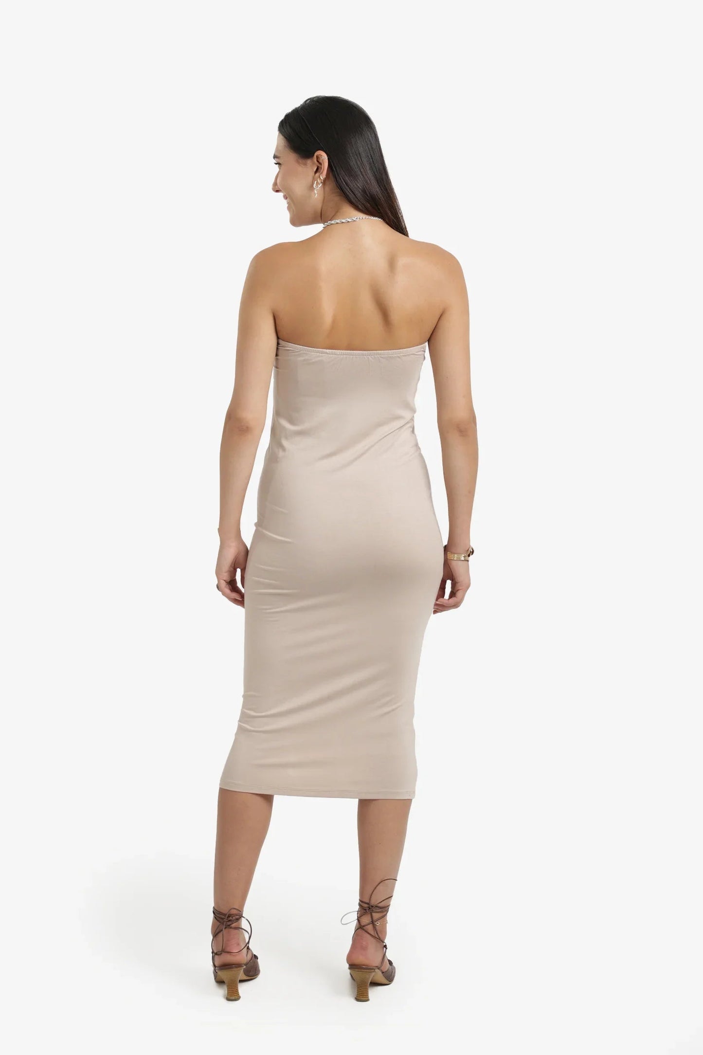 فستان نحيف بدون حمالات